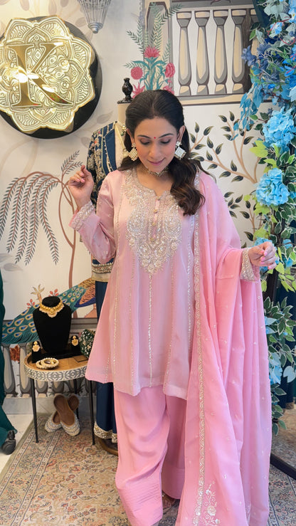 Mehva - Handcrafted Organza Anarkali Set