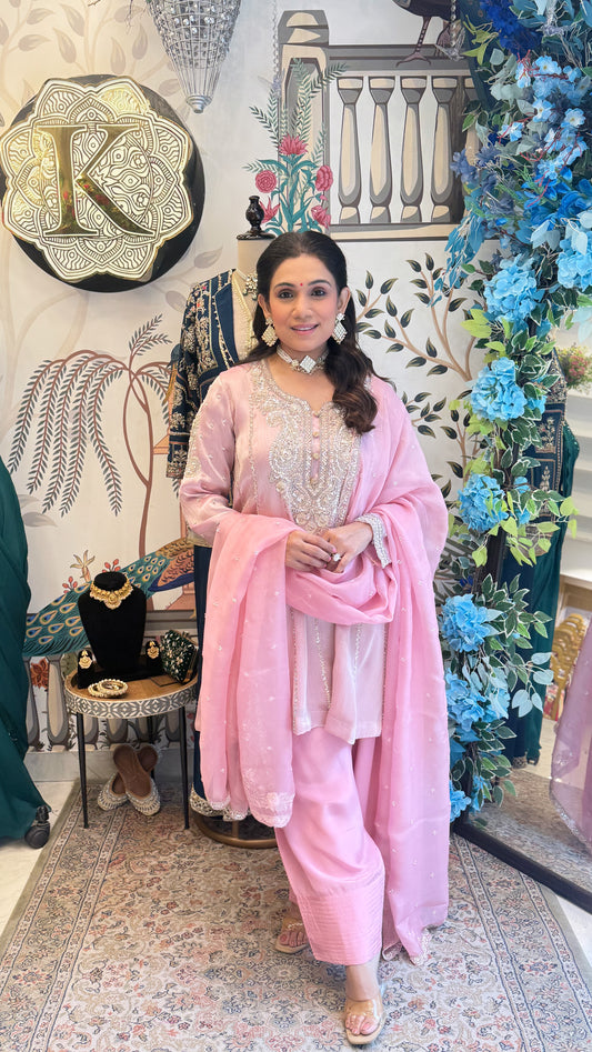 Mehva - Handcrafted Organza Anarkali Set